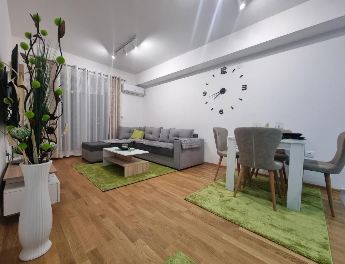 Modern & Trendy Apartment Szkopje Kültér fotó