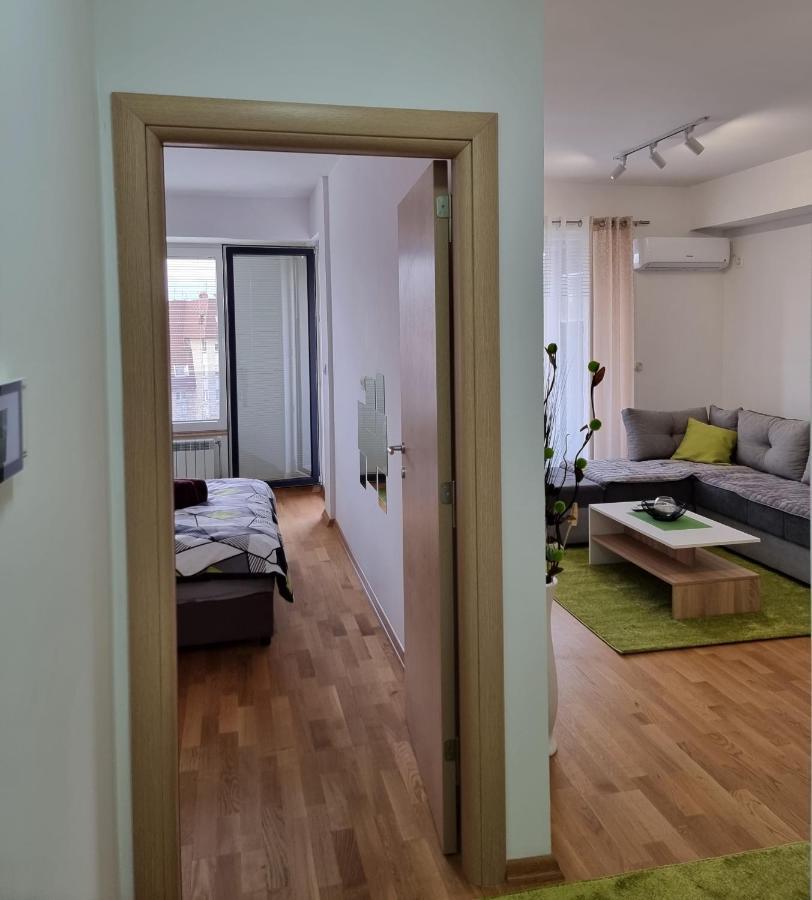 Modern & Trendy Apartment Szkopje Kültér fotó
