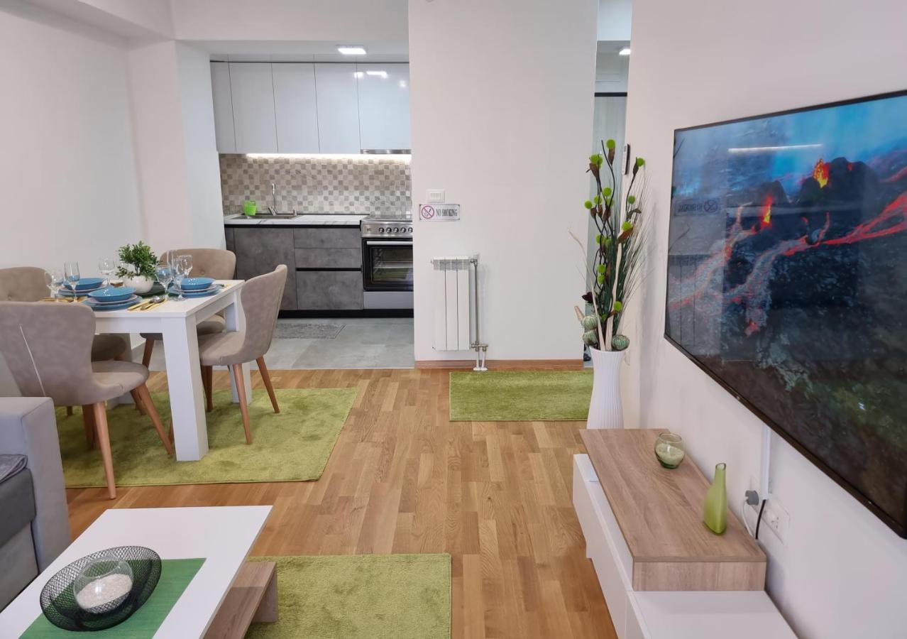 Modern & Trendy Apartment Szkopje Kültér fotó