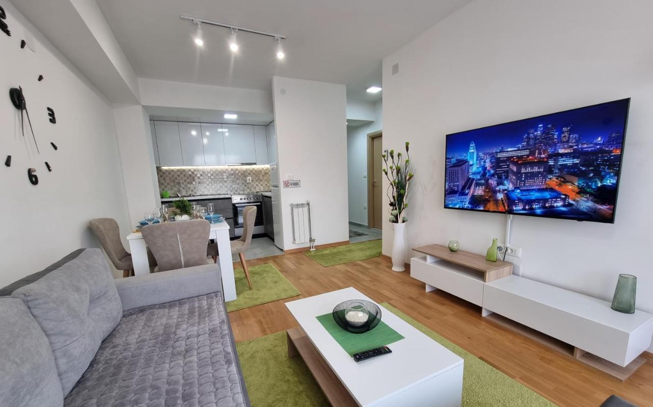 Modern & Trendy Apartment Szkopje Kültér fotó