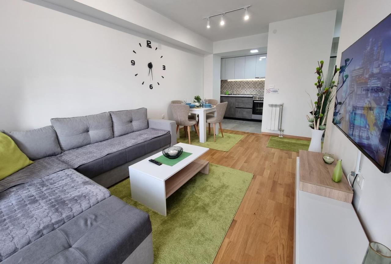 Modern & Trendy Apartment Szkopje Kültér fotó