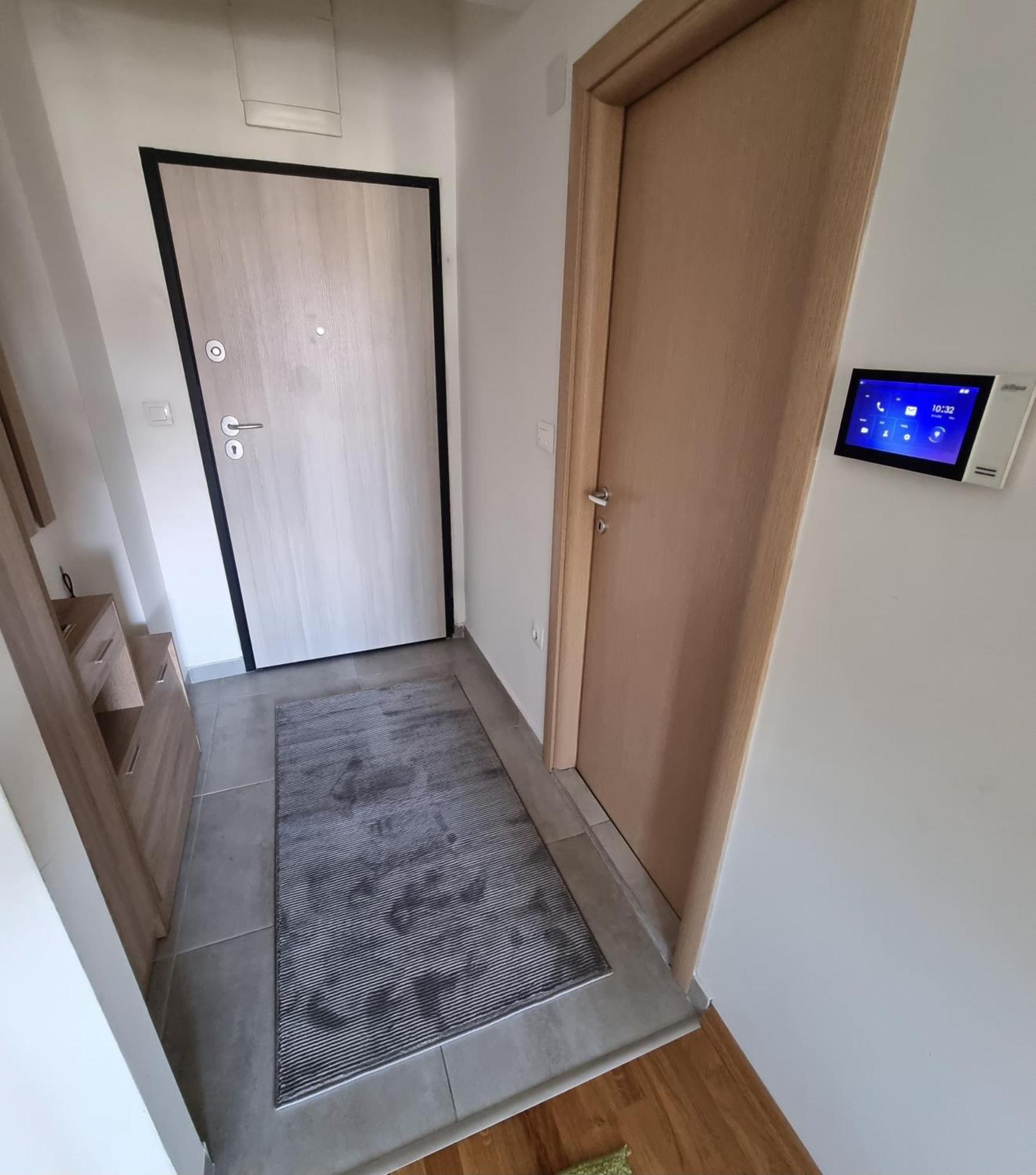 Modern & Trendy Apartment Szkopje Kültér fotó
